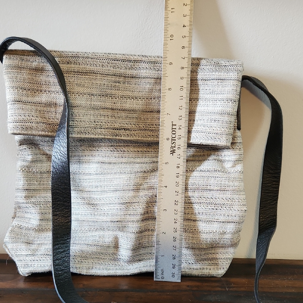 Jjill  Crossbody Striped Shoulder Bag with Black Straps